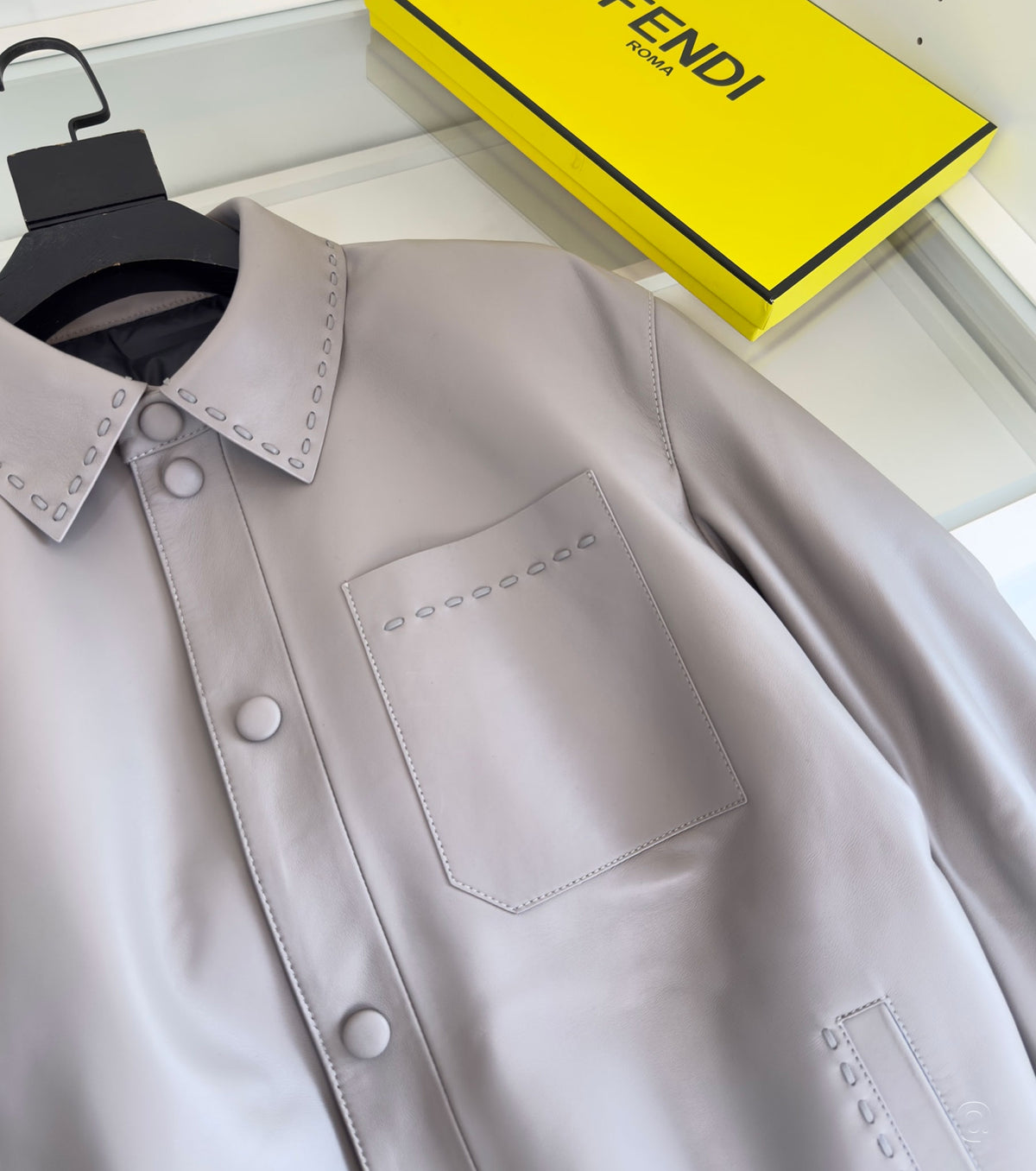 Мъжко кожено яке с пух