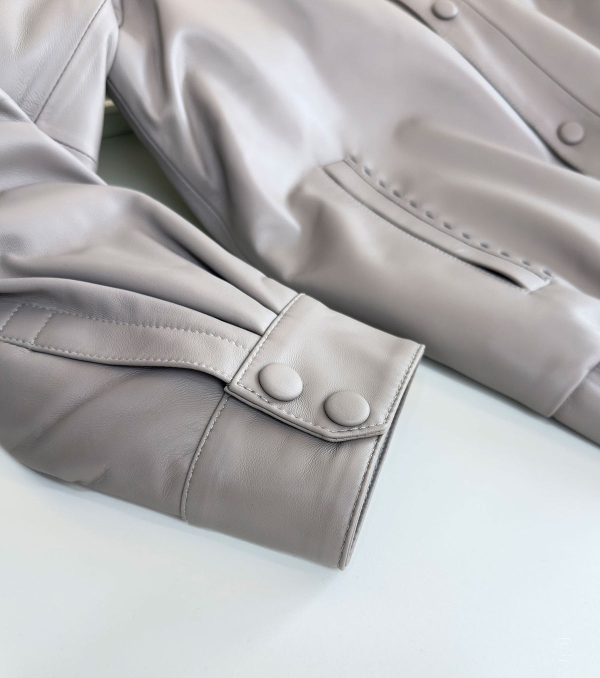 Мъжко кожено яке с пух