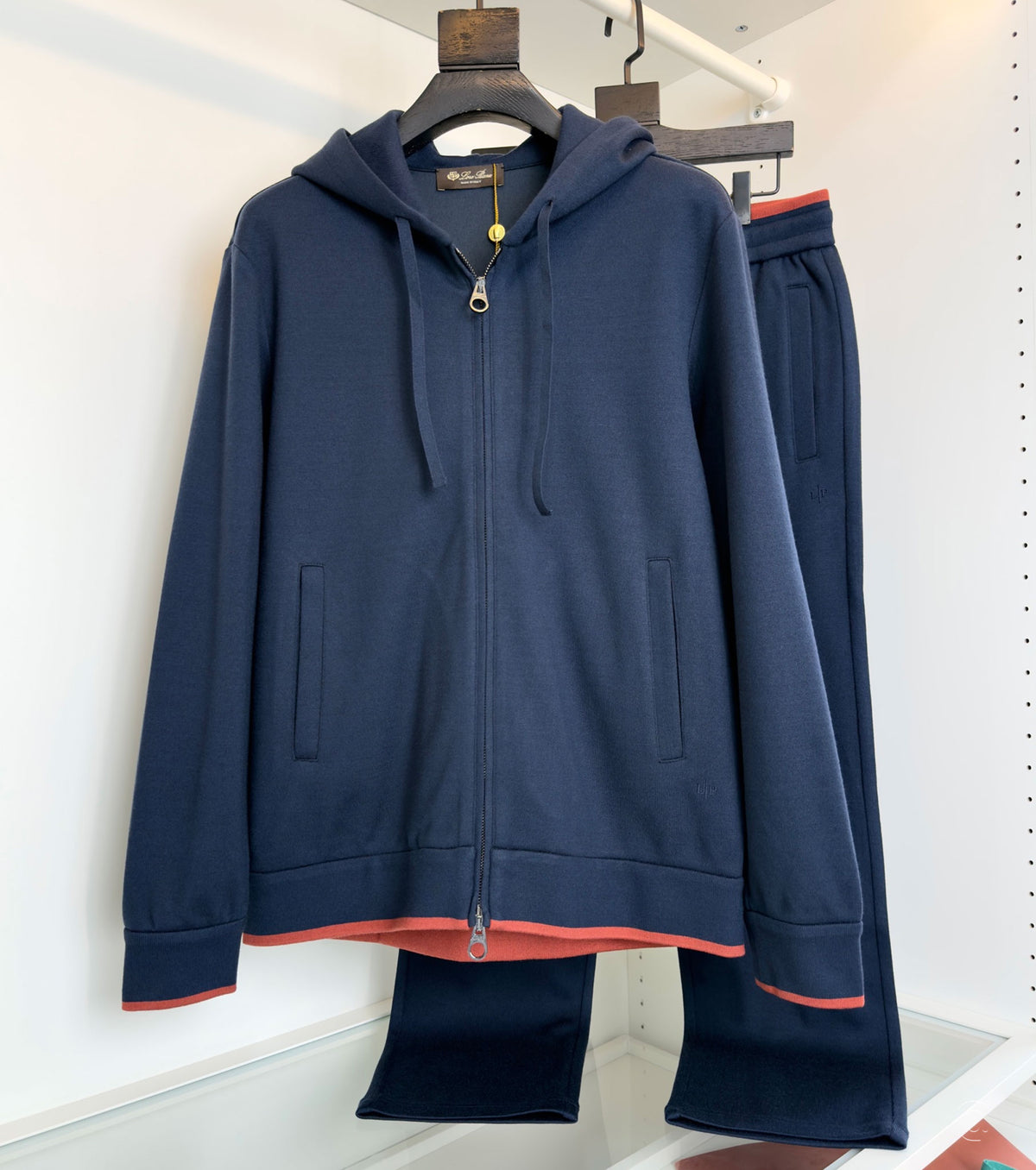 Мъжки вълнен спортен комплект