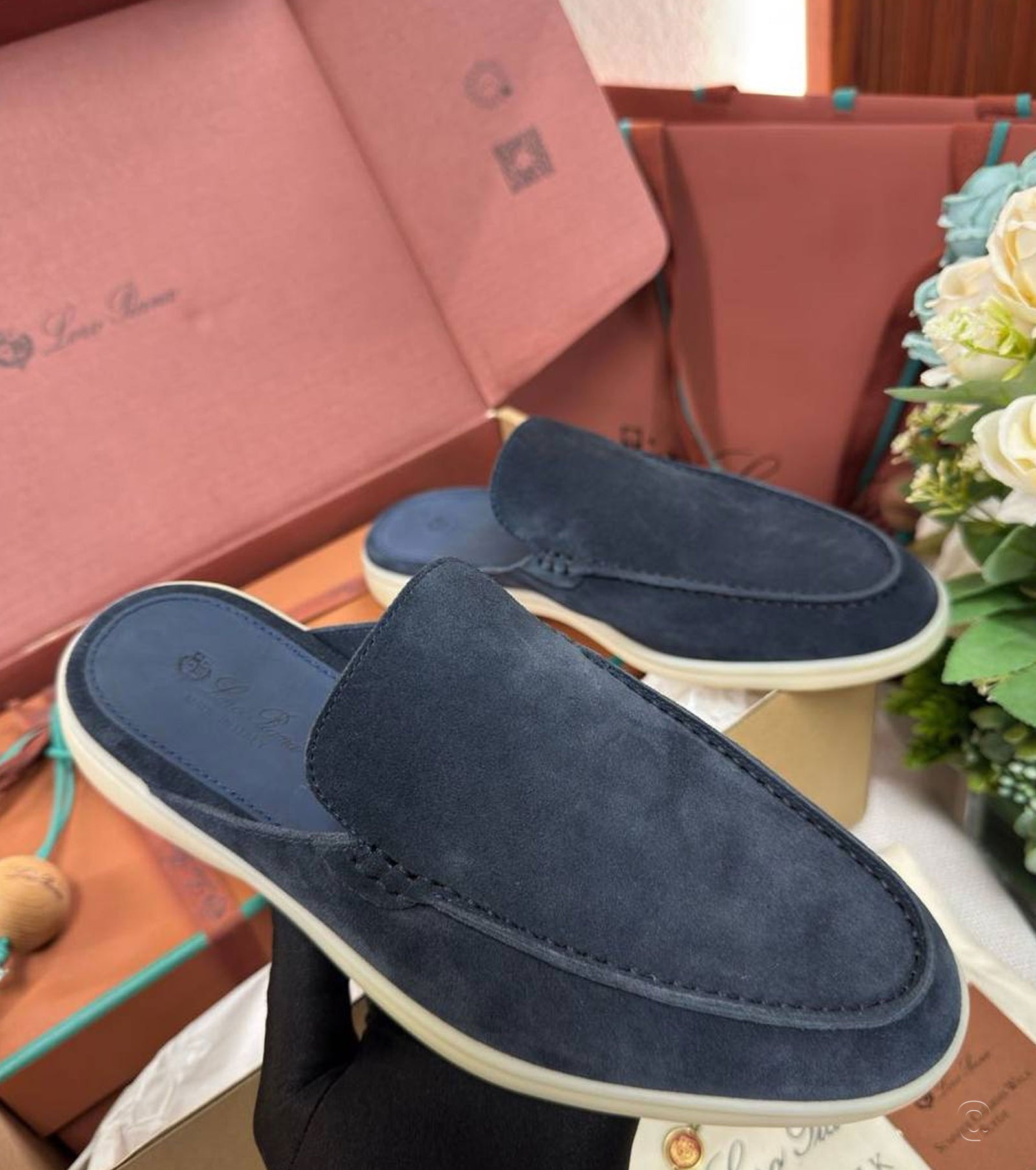 Summer Walk The Gift of Kings Loafer