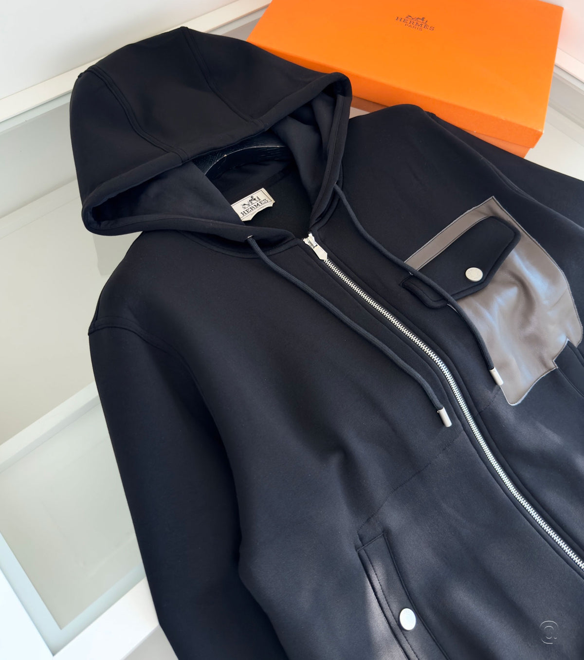 Мъжки суитшърт с качулка