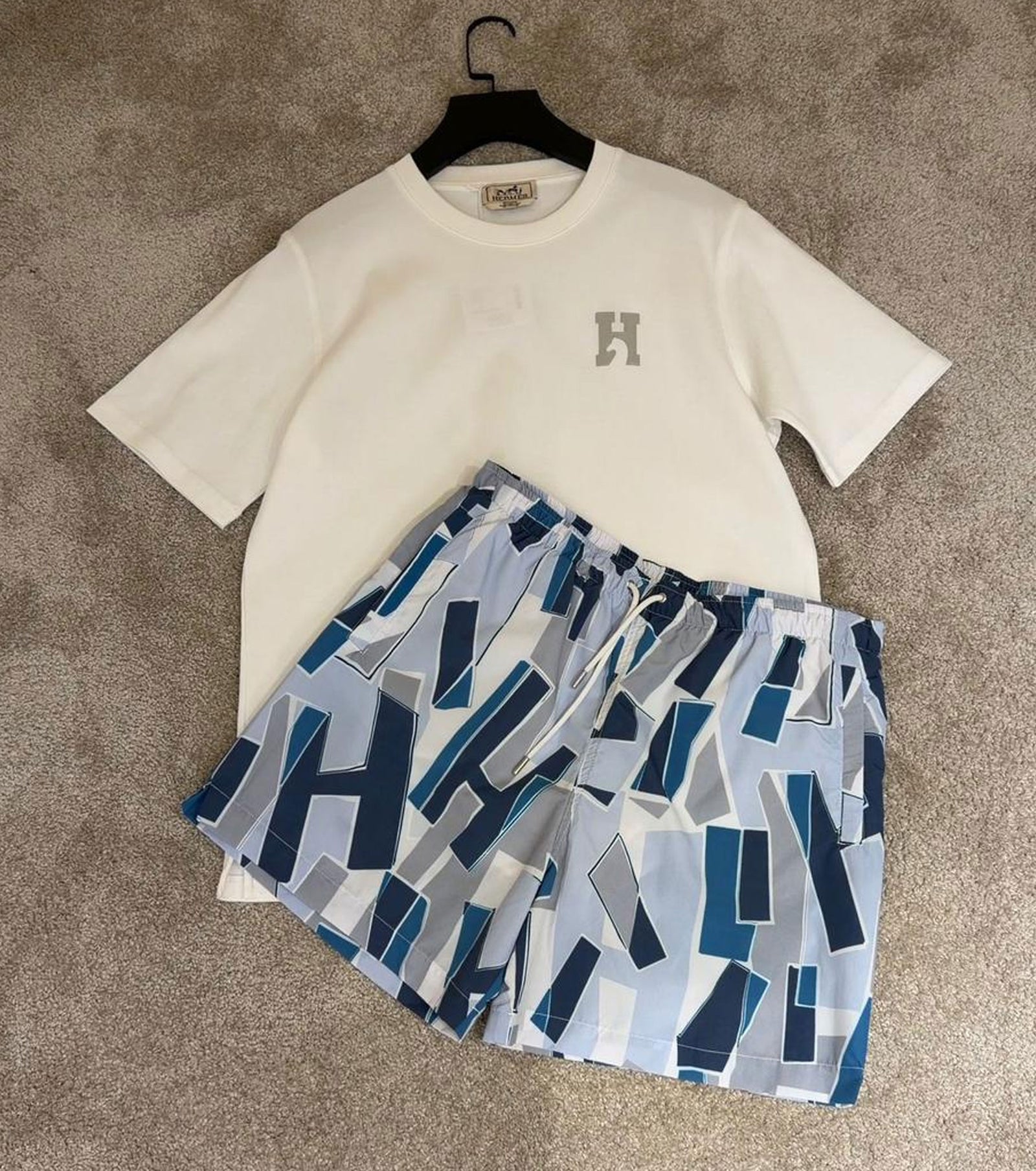 Бански "Decoupage de H" 26-8358