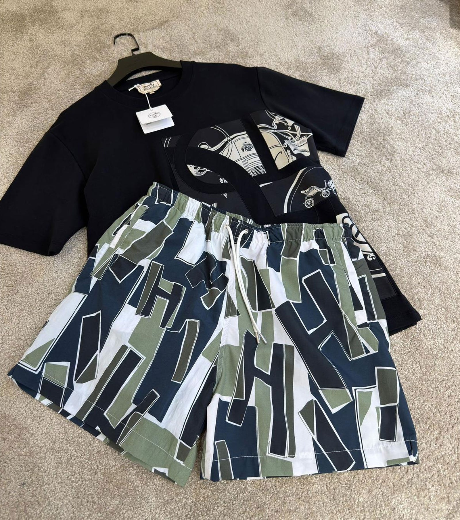 Бански "Decoupage de H" 26-8358