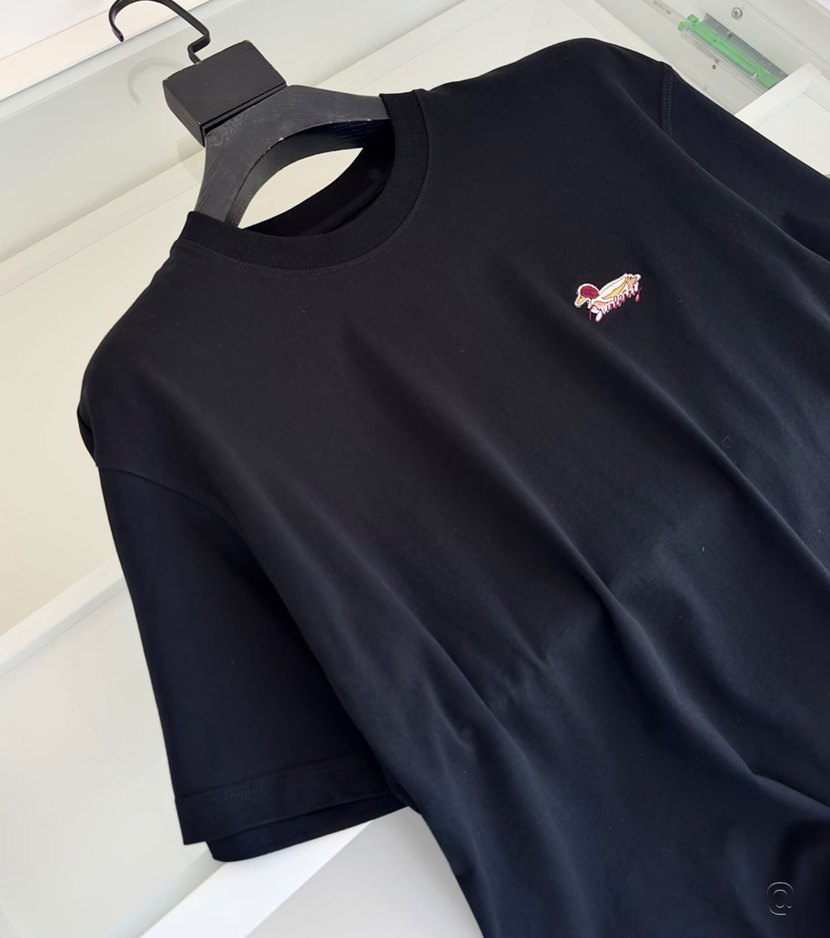 Памучна тениска с бродирано лого