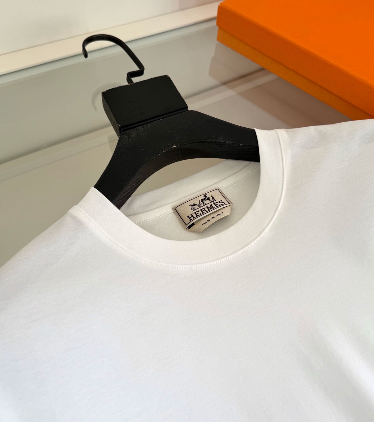 T-shirt with "Sellier" detail
