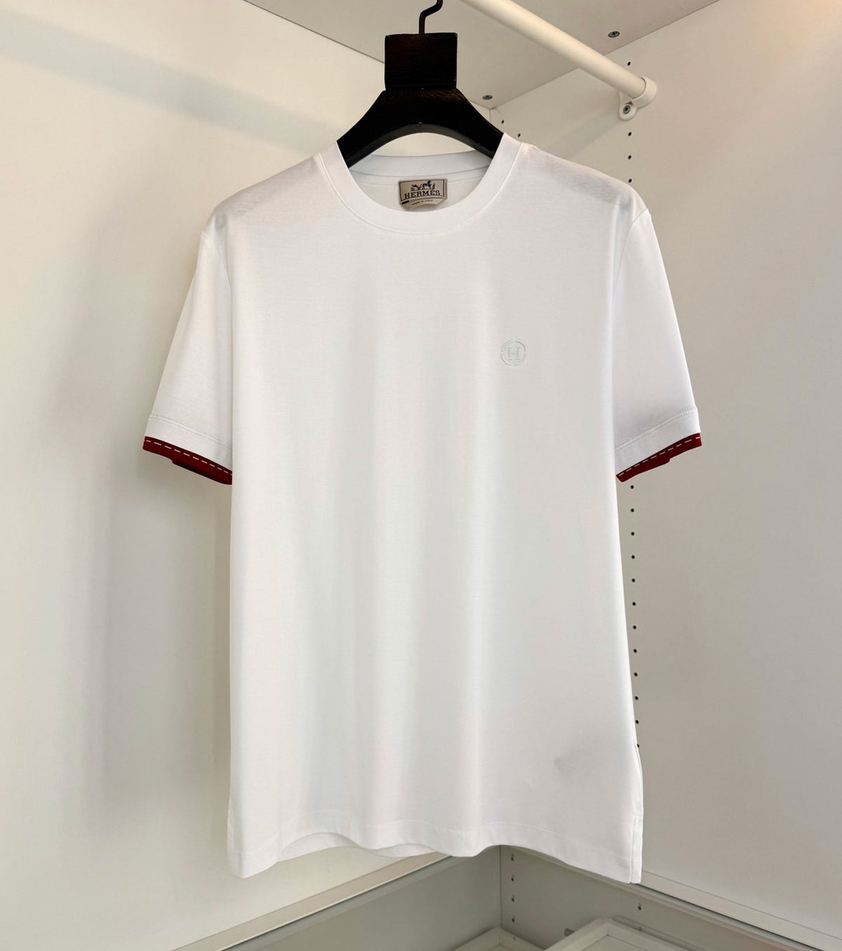 T-shirt with "Sellier" detail