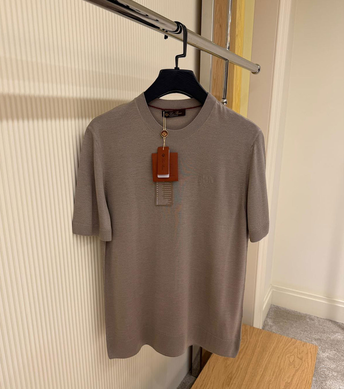 Finely knitted t-shirt 26-8430