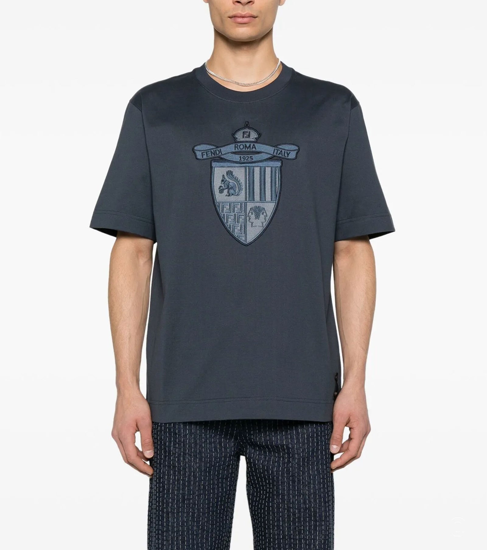 Бродирана памучна тениска FN2052