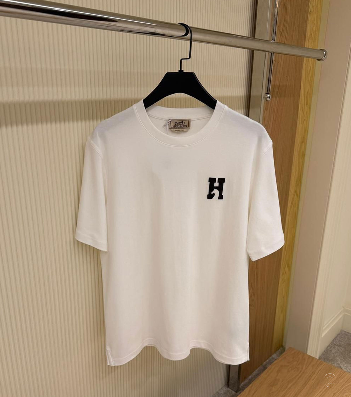 Тениска "H'Cheval" с кожен детайл 26-1145