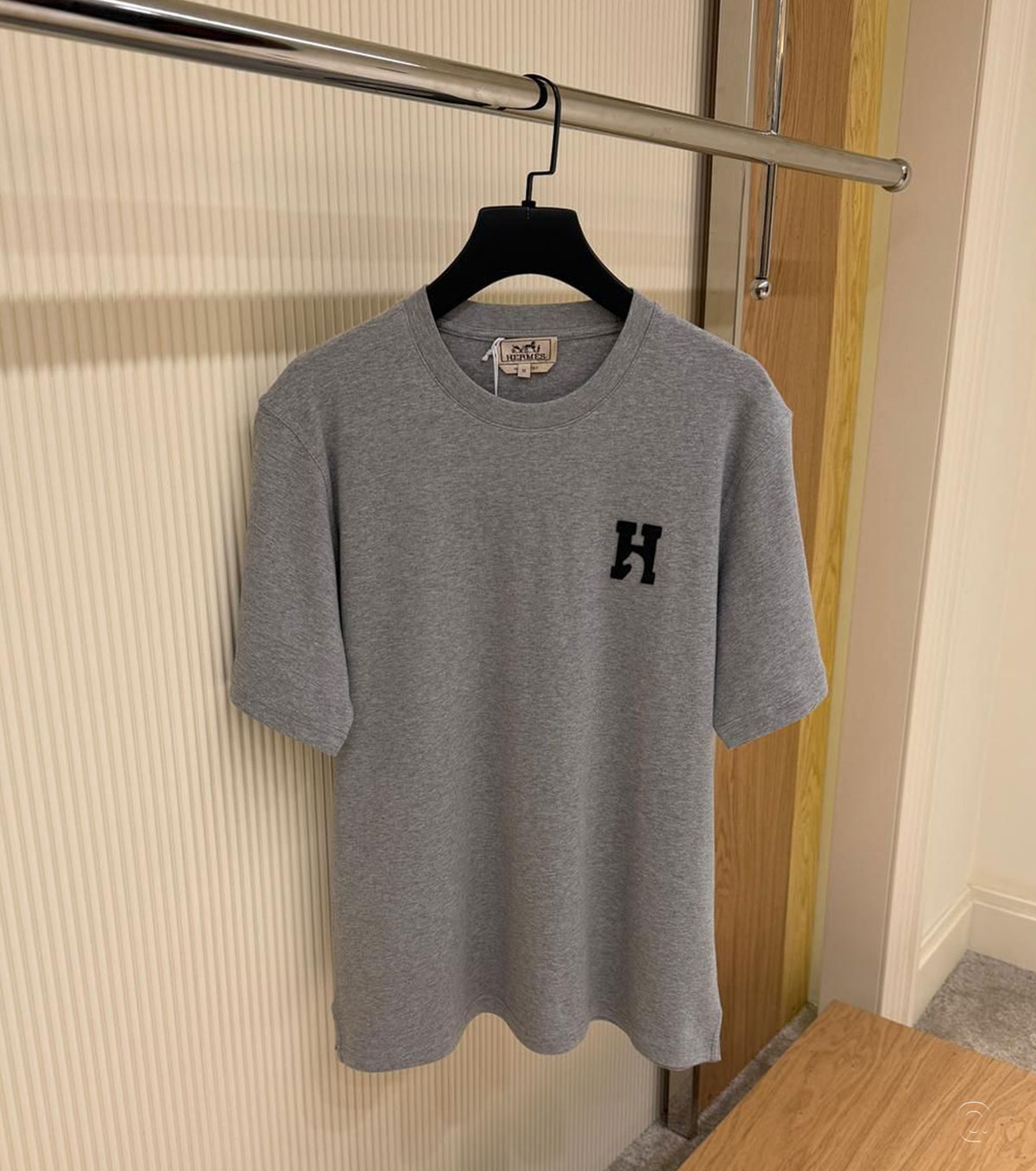 Тениска "H'Cheval" с кожен детайл 26-1145