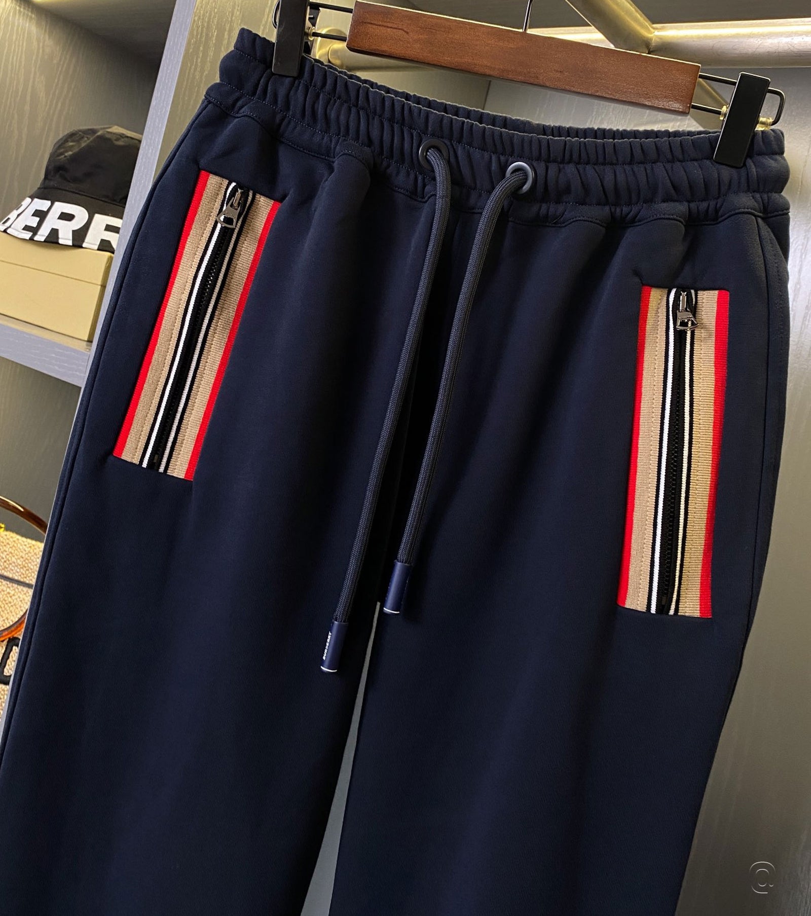 Icon Stripe Sweatpants