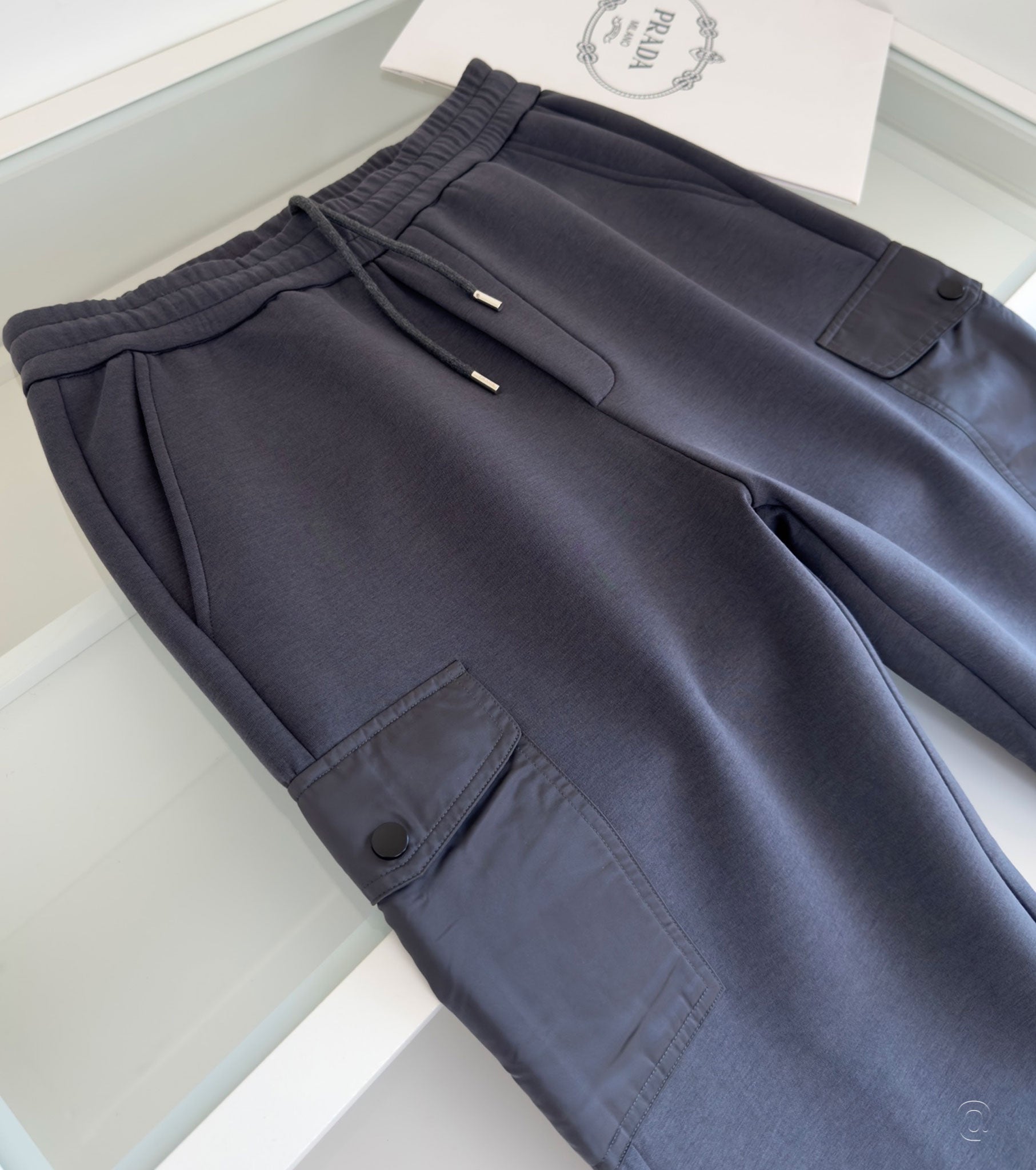 Мъжки спортни панталони Re-nylon