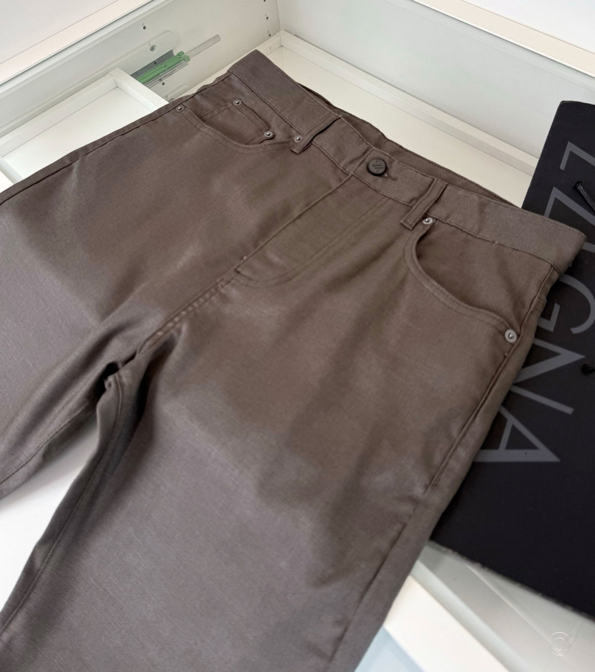 Men classic jeans