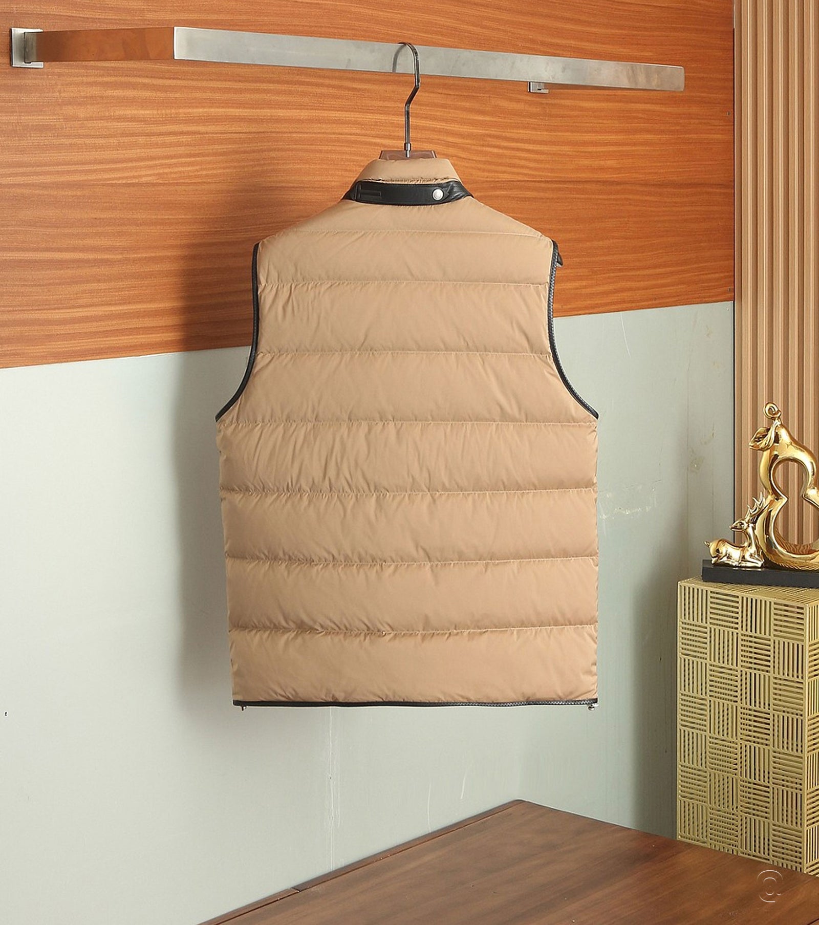 Мъжки пухен елек