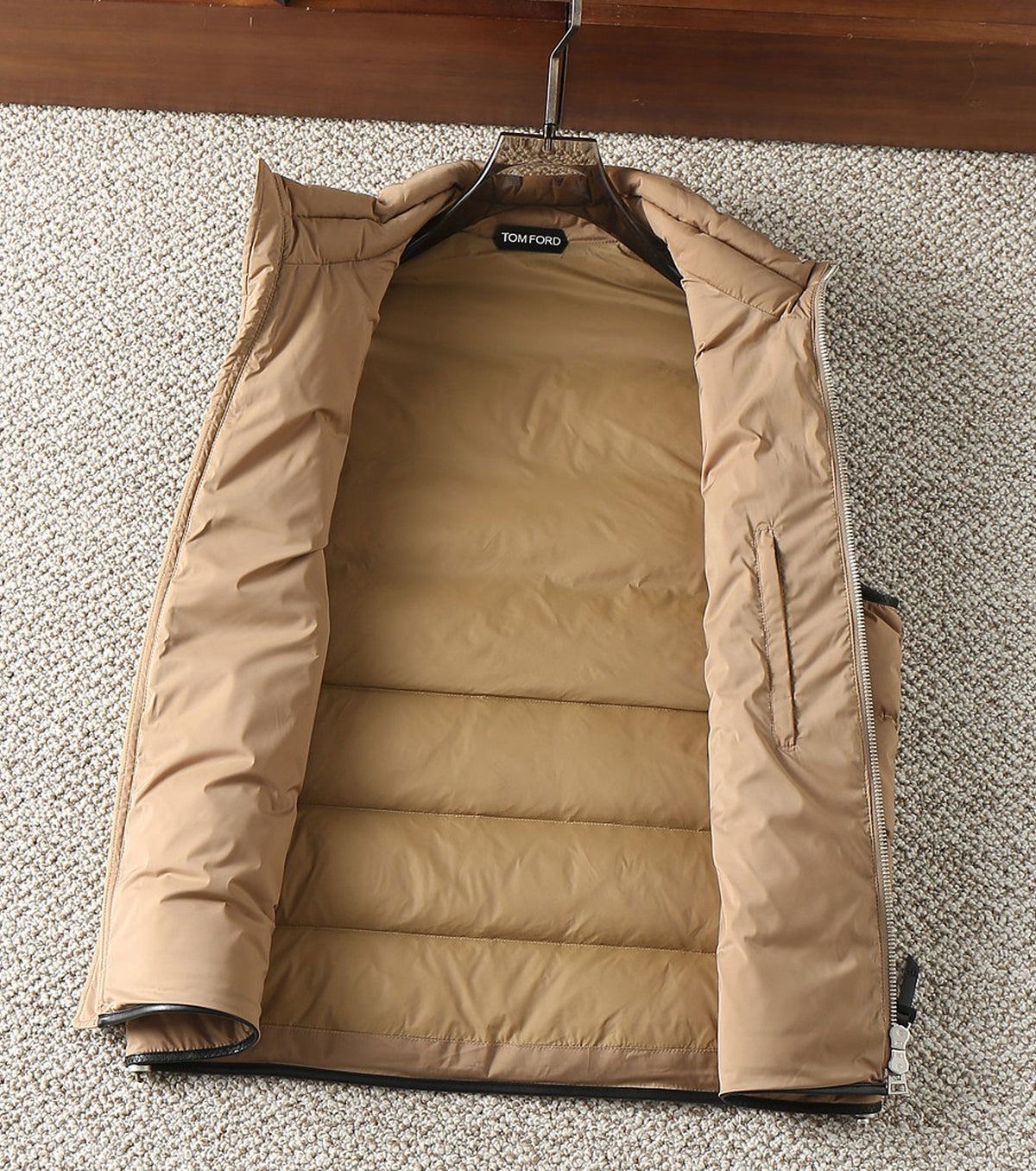 Мъжки пухен елек