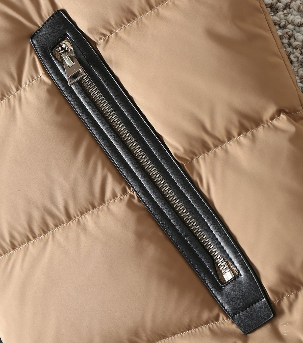 Мъжки пухен елек