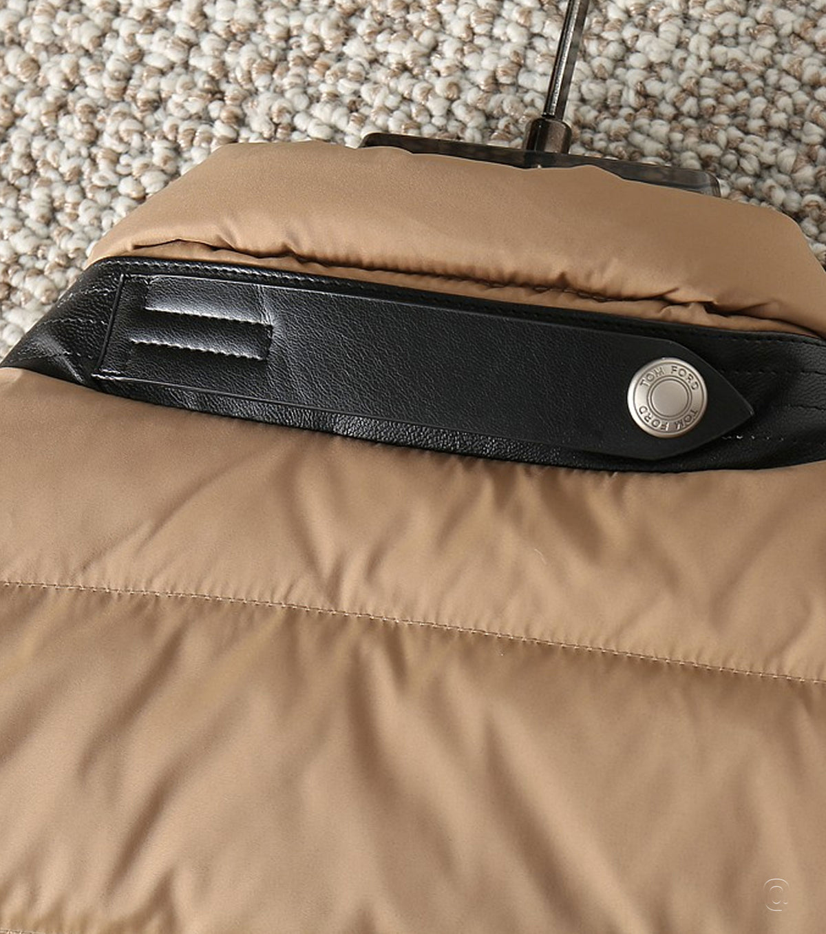 Мъжки пухен елек