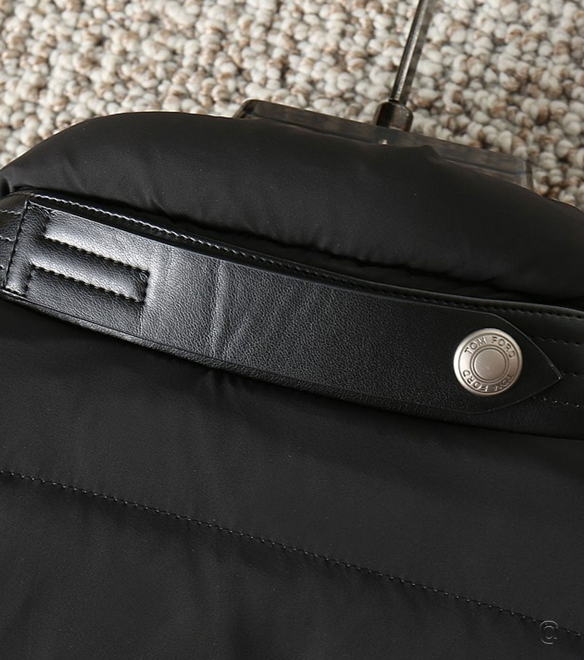 Мъжки пухен елек