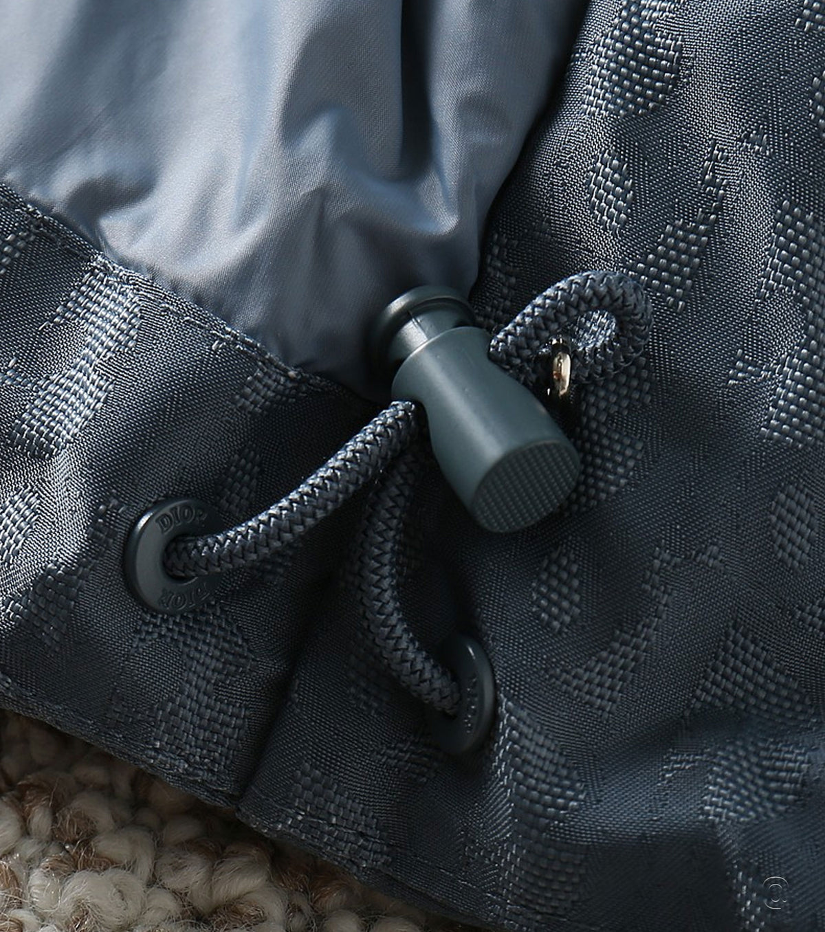 Жакардов пухен елек