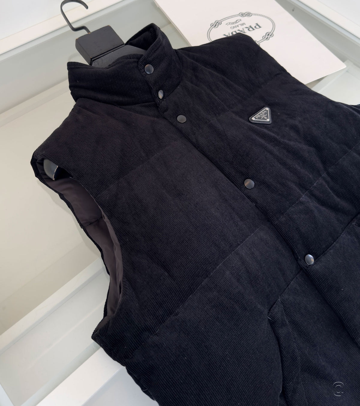 Кадифен елек