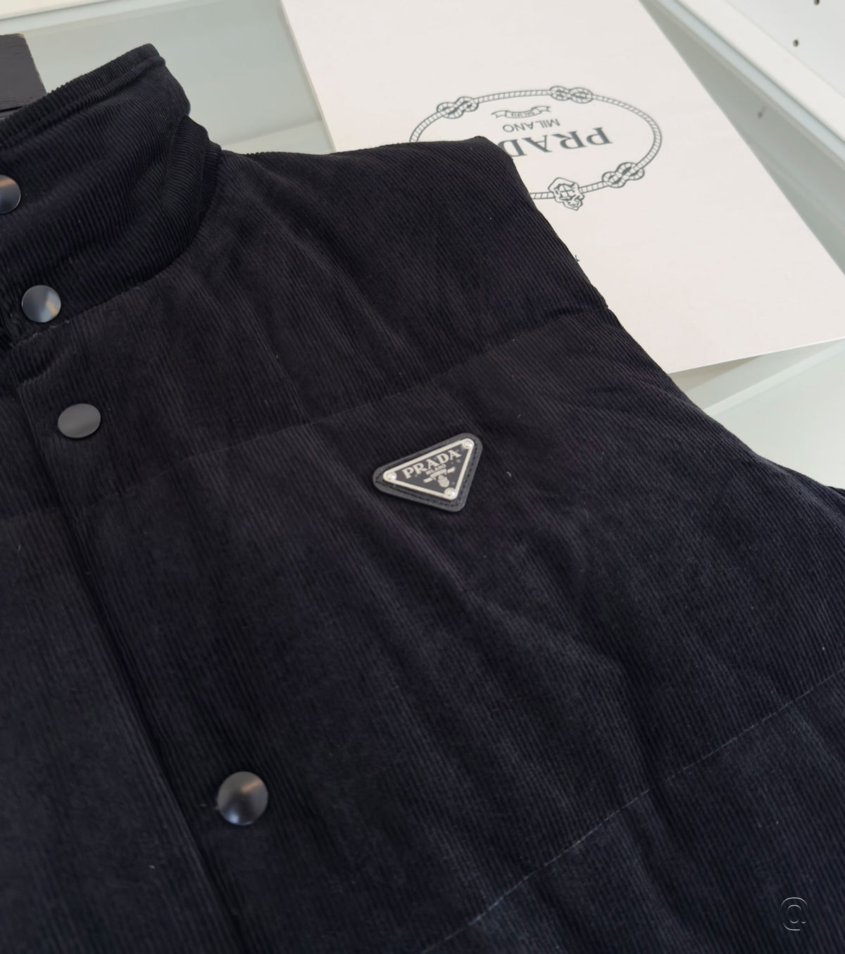 Кадифен елек