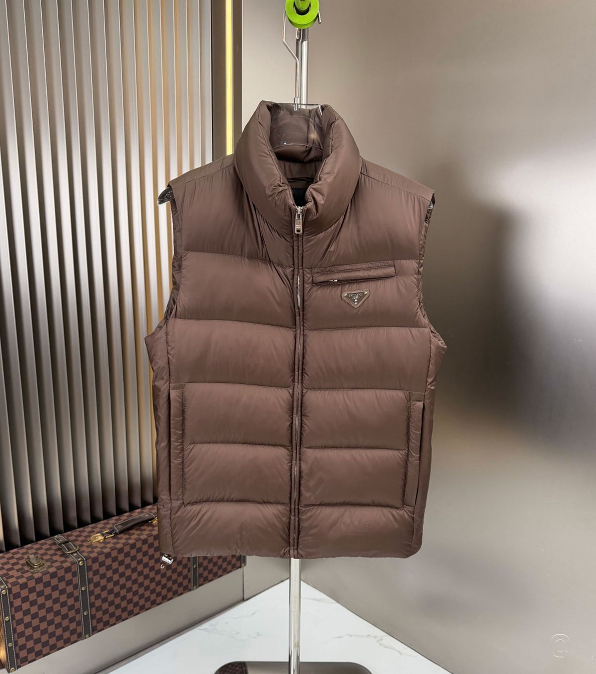Men down vest