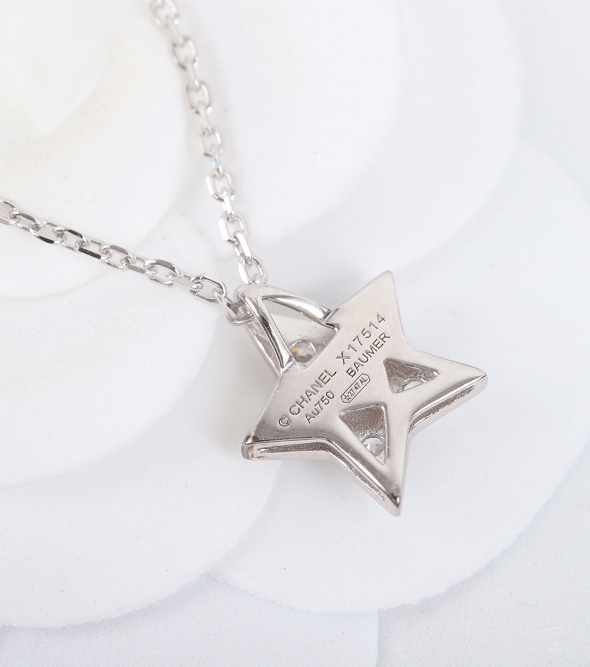 Колие Comète Géode