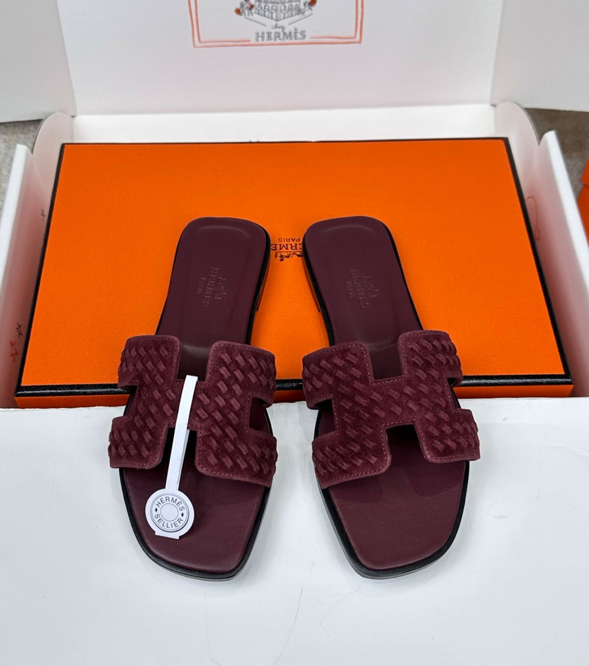 Oran sandal