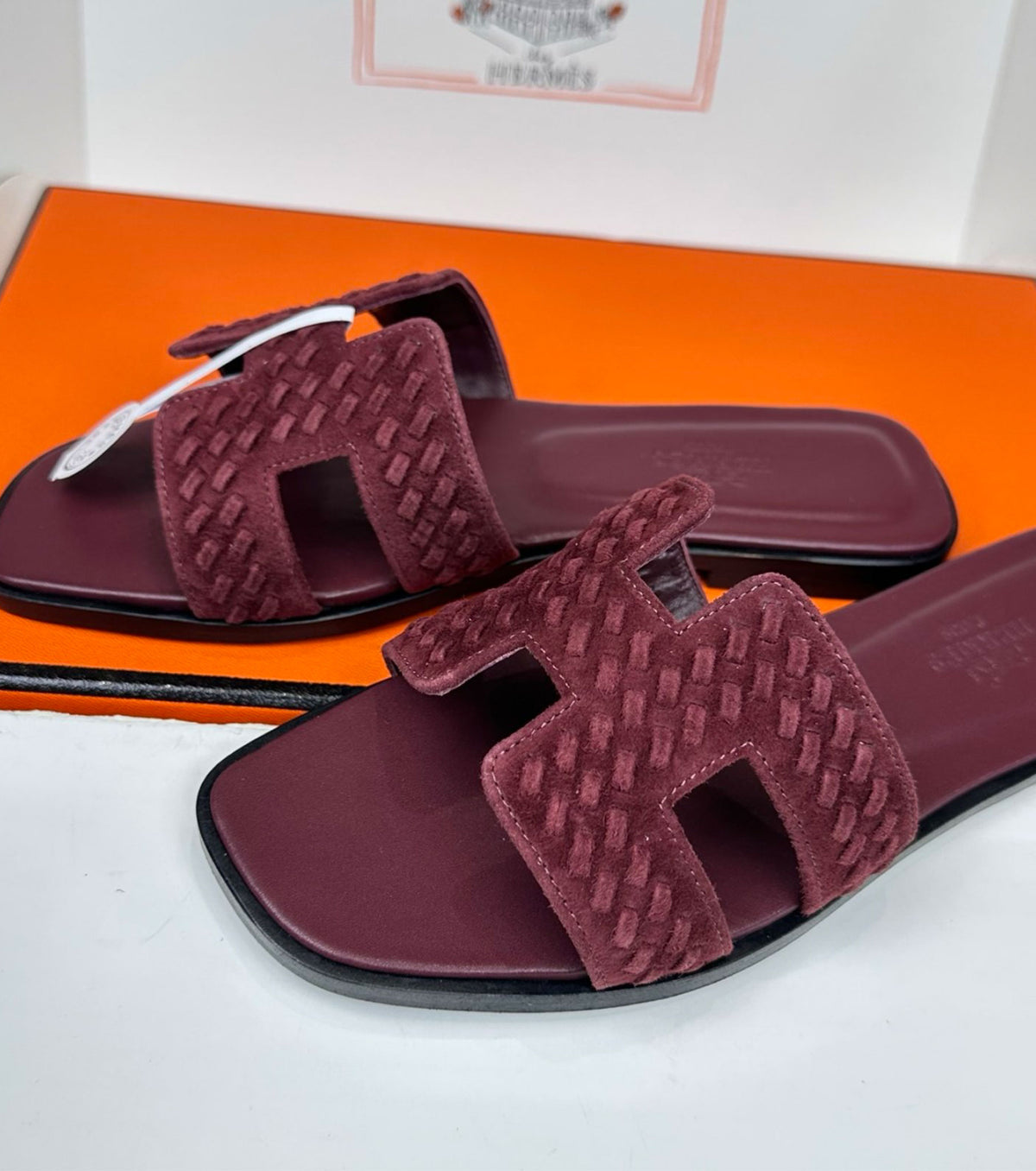Oran sandal