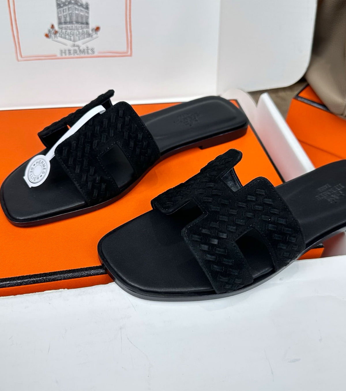 Oran sandal
