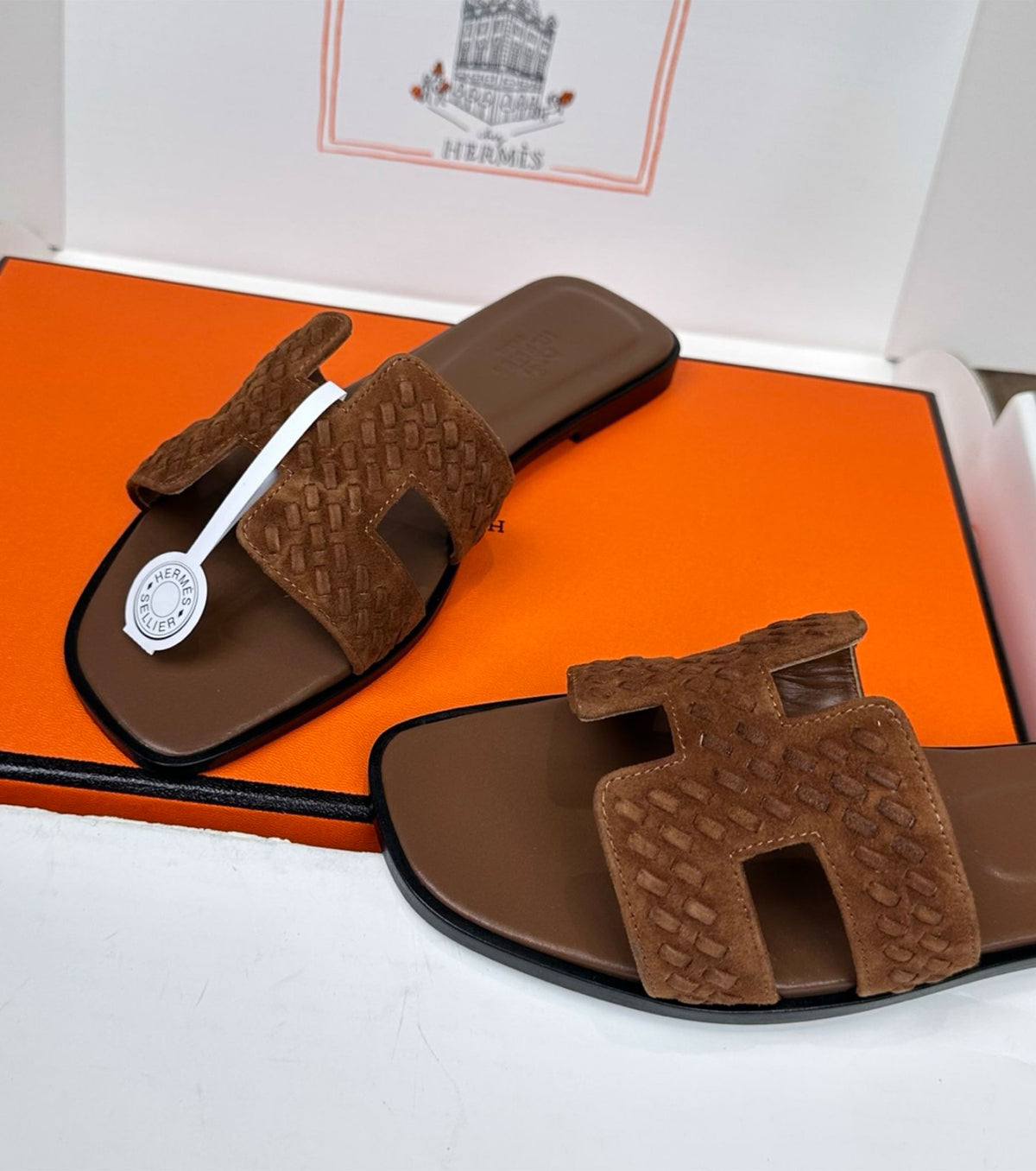 Oran sandal