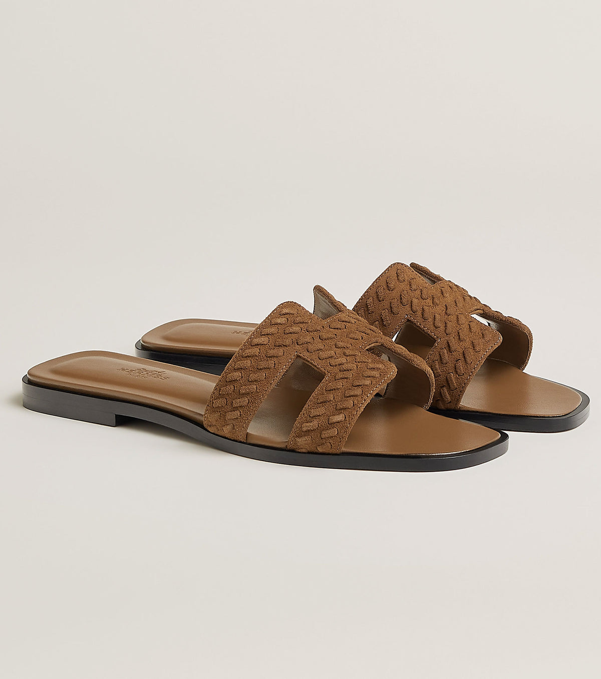 Oran sandal