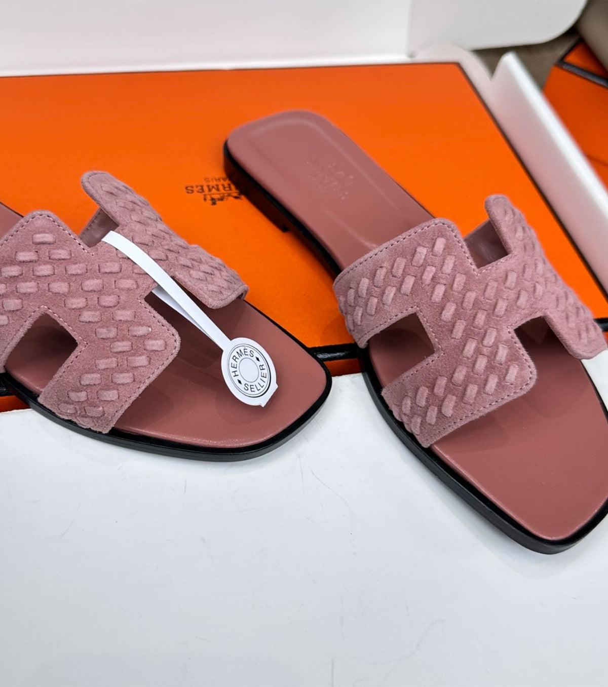 Oran sandal