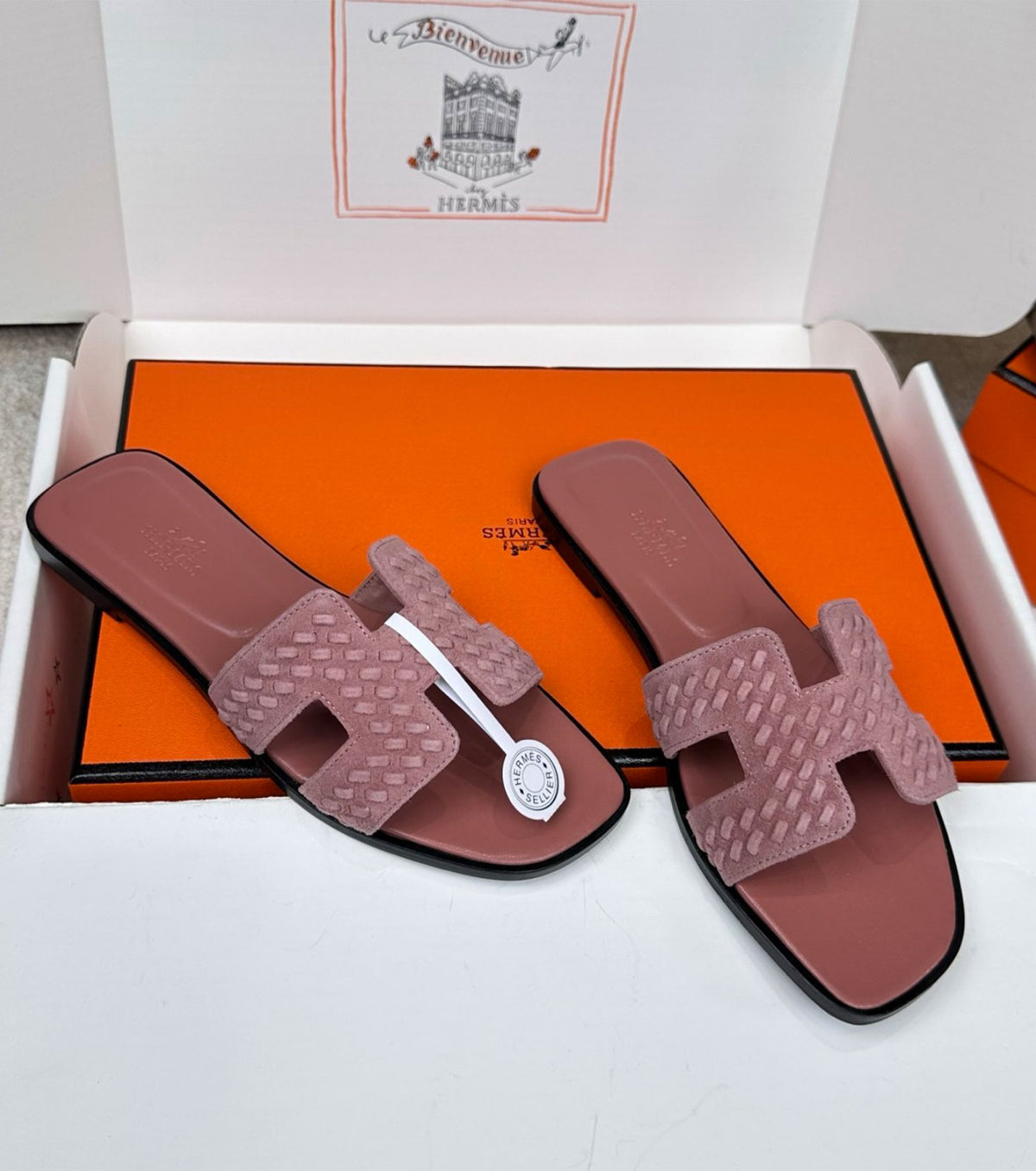 Oran sandal