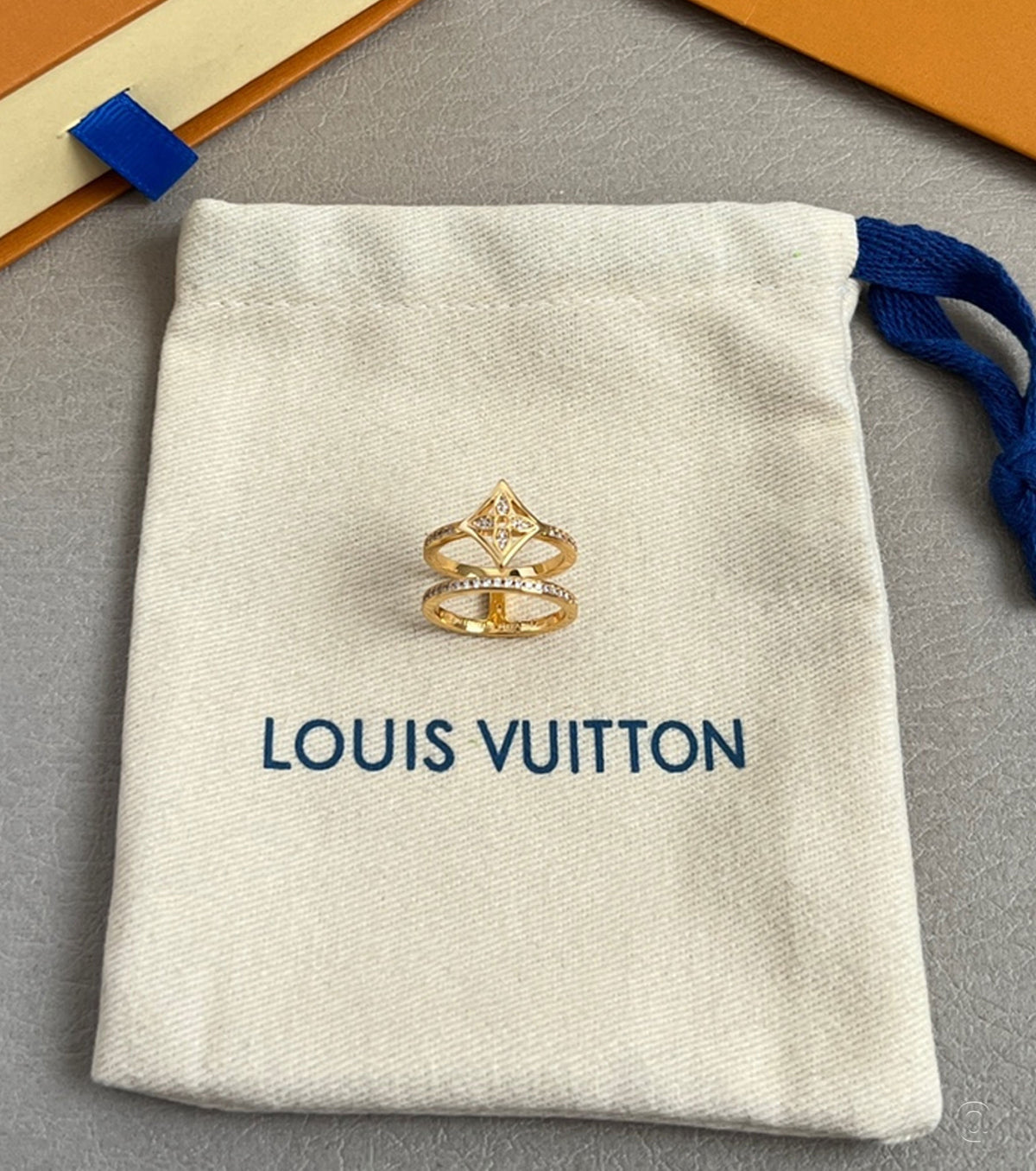 Пръстен Idylle Blossom Two-Row 