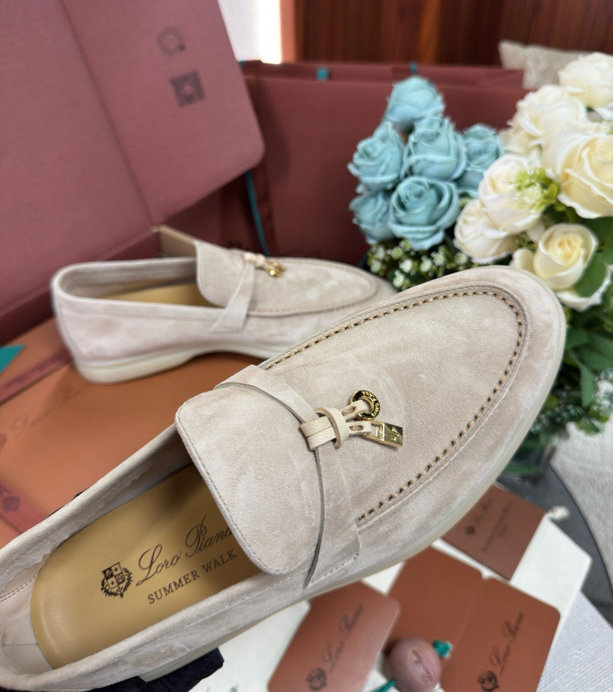 Unisex Summer Charms Walk Loafer