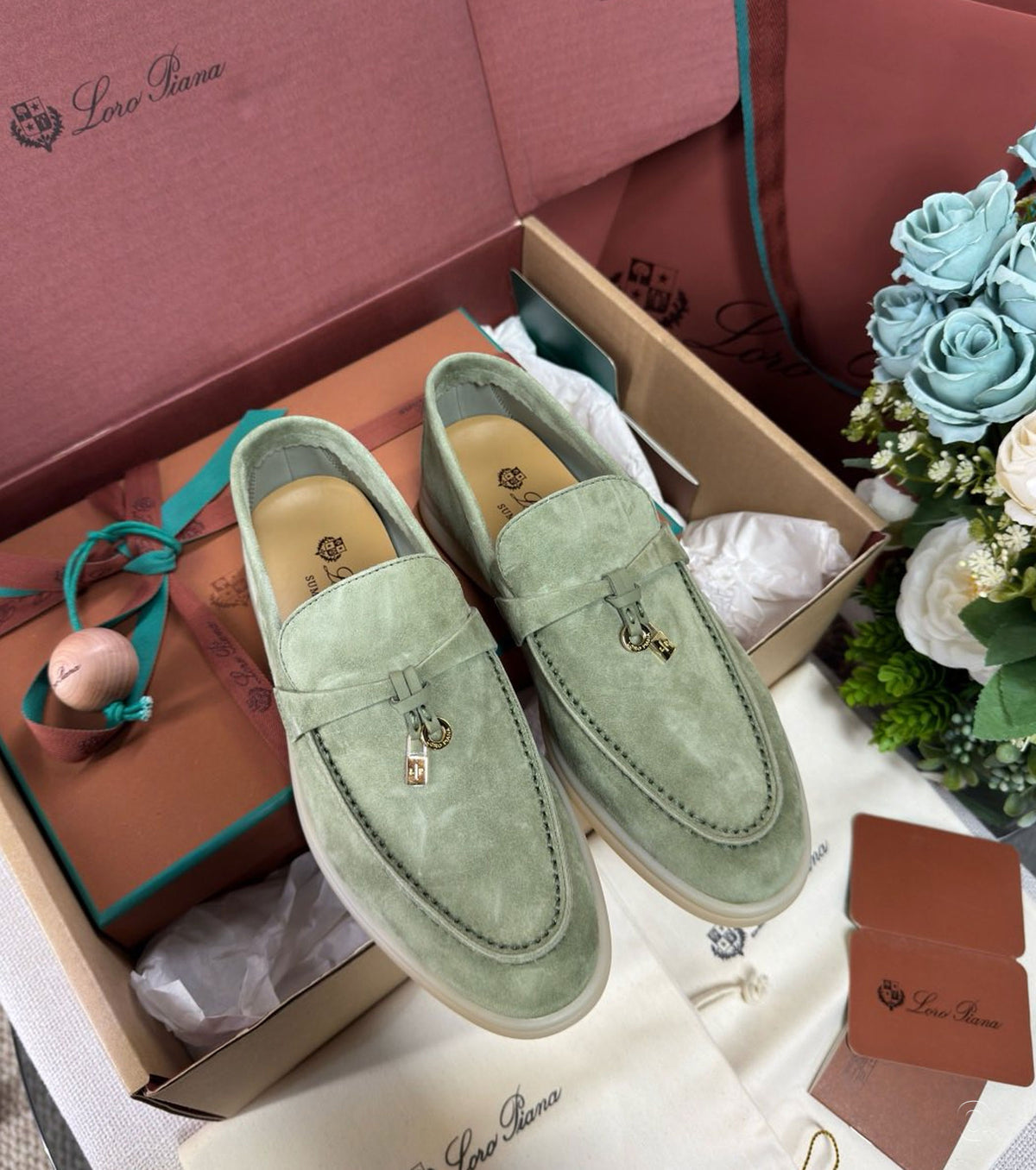 Unisex Summer Charms Walk Loafer