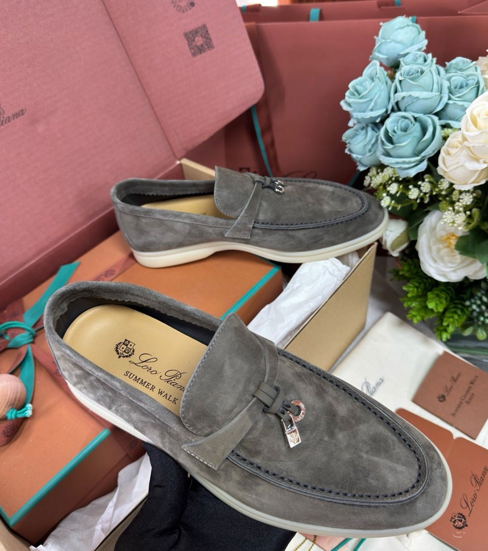 Unisex Summer Charms Walk Loafer