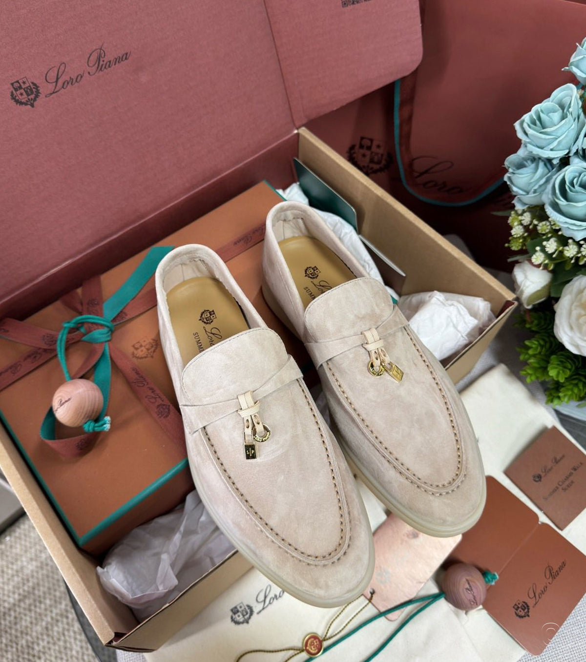 Unisex Summer Charms Walk Loafer