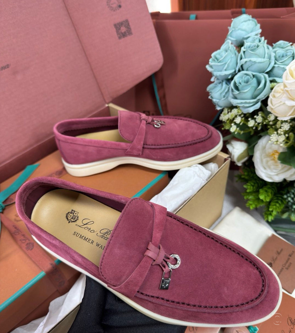 Unisex Summer Charms Walk Loafer