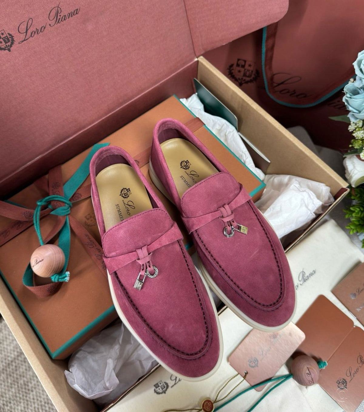 Unisex Summer Charms Walk Loafer