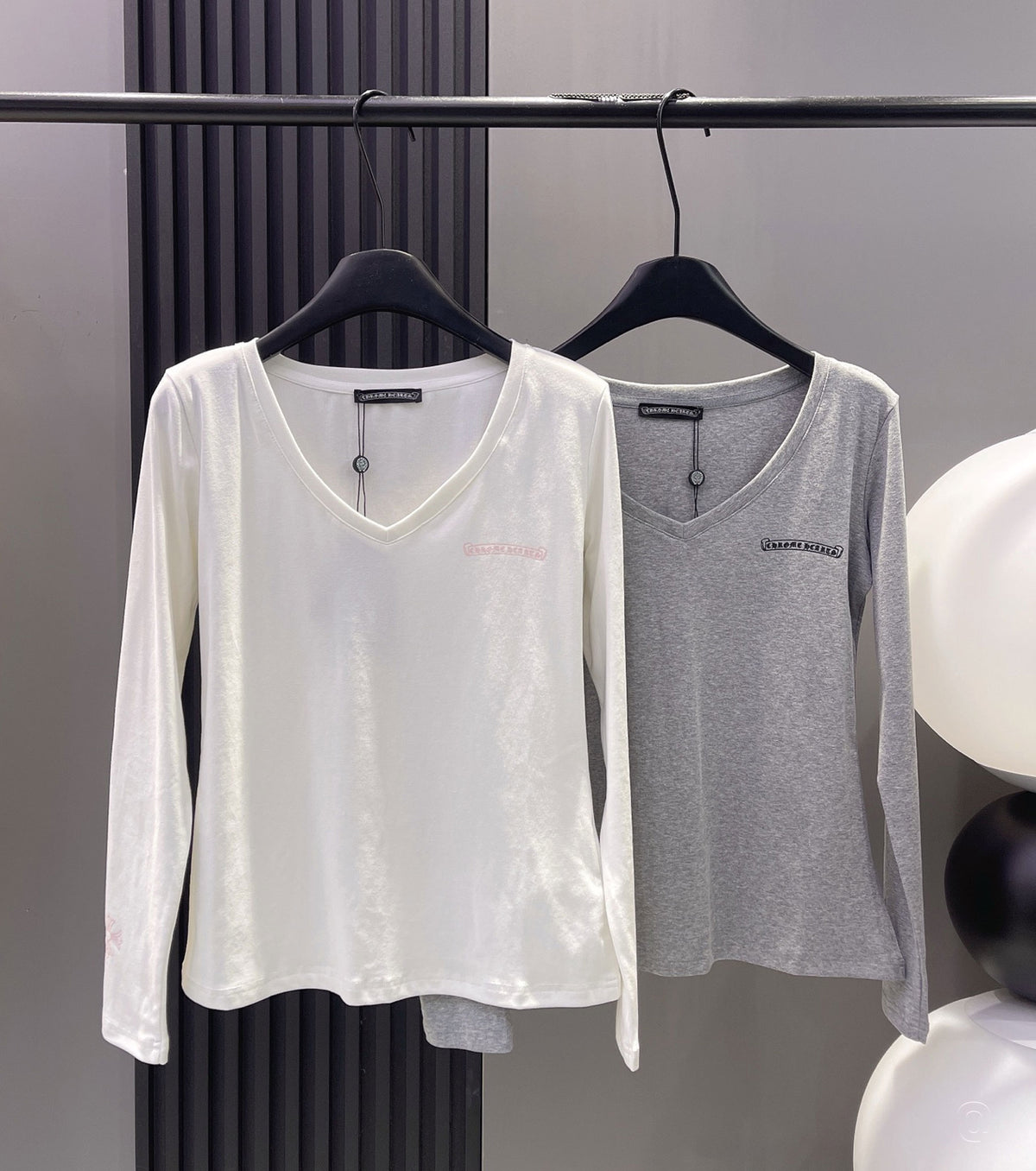Women long-sleeved T-shirt