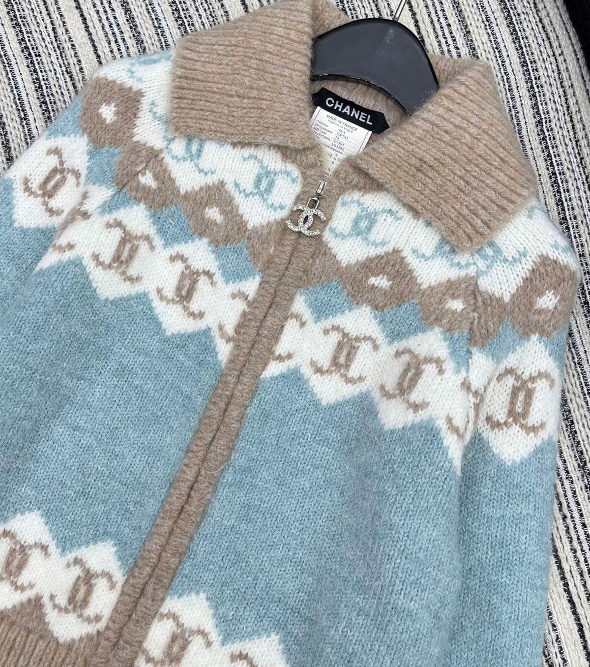 Дамска жилетка