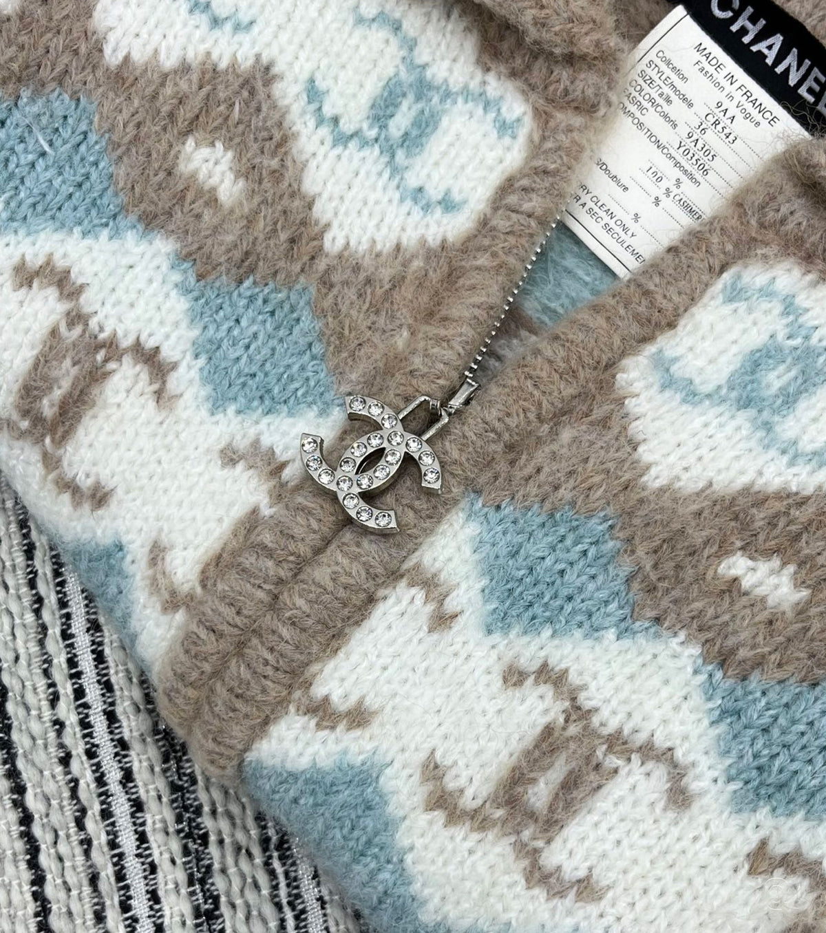 Дамска жилетка