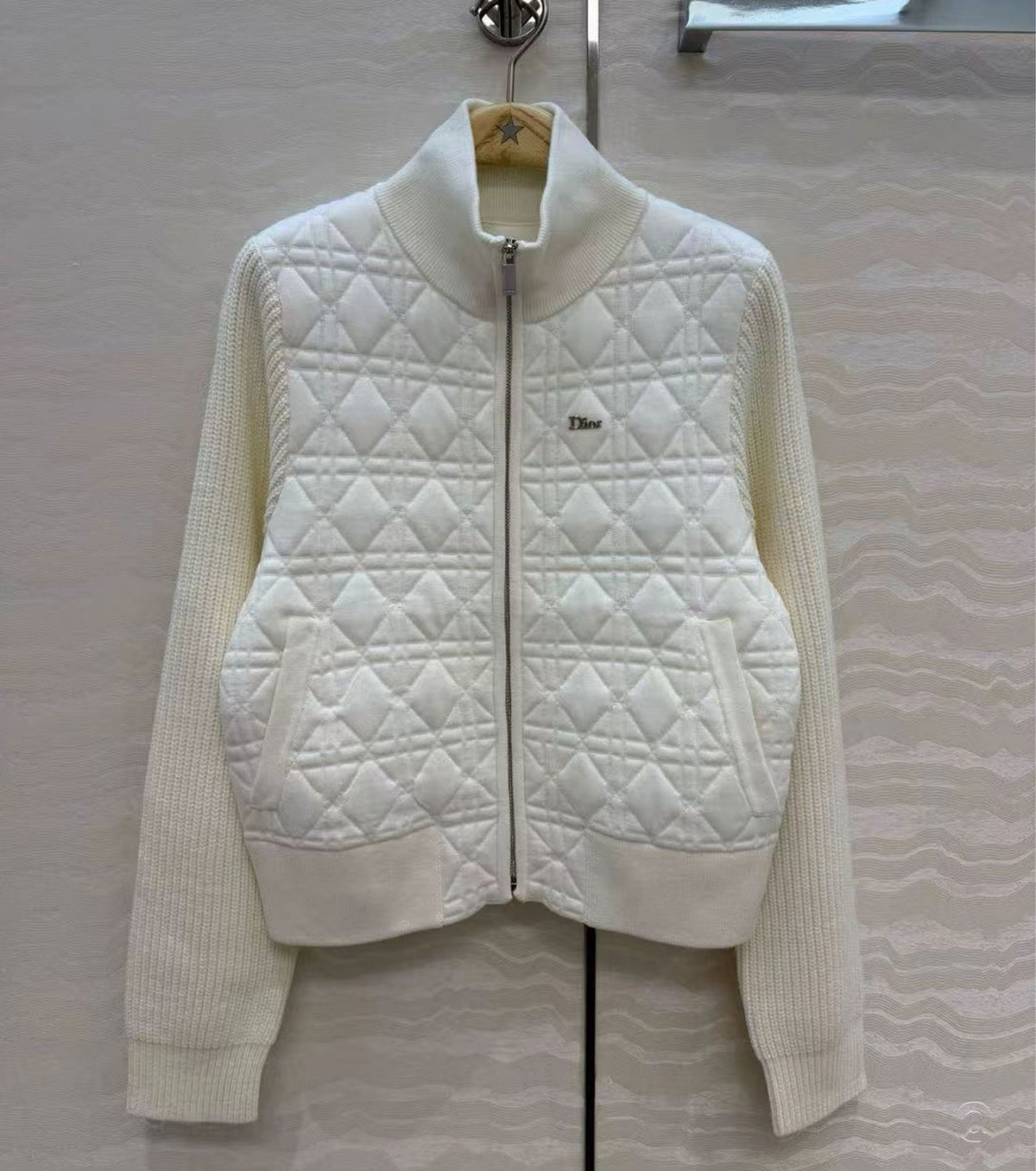 Zipped Macrocannage Jacket