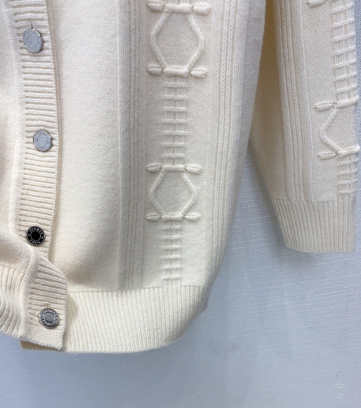 Buttoned cardigan
