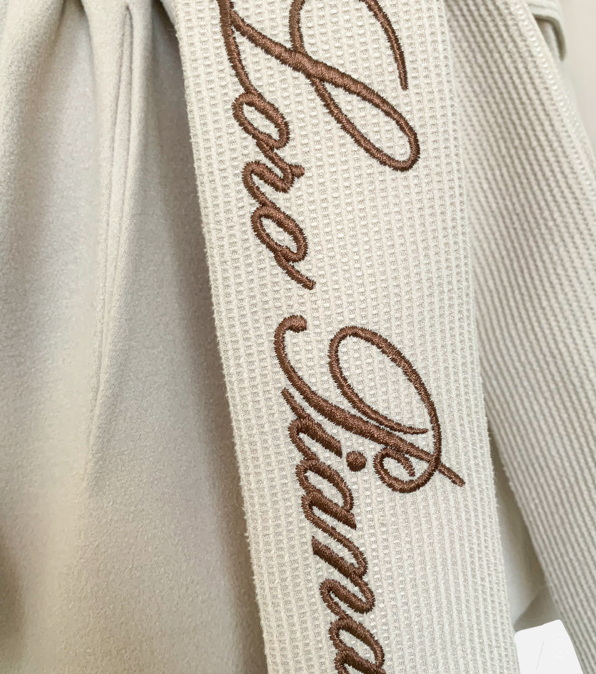 Дамско вълнено палто