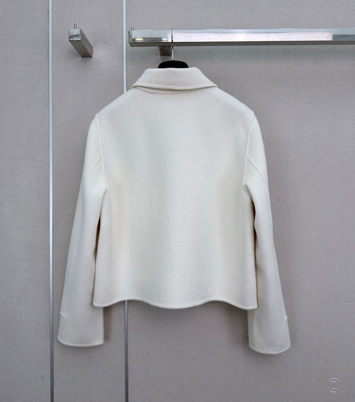 Wool cropped jacket