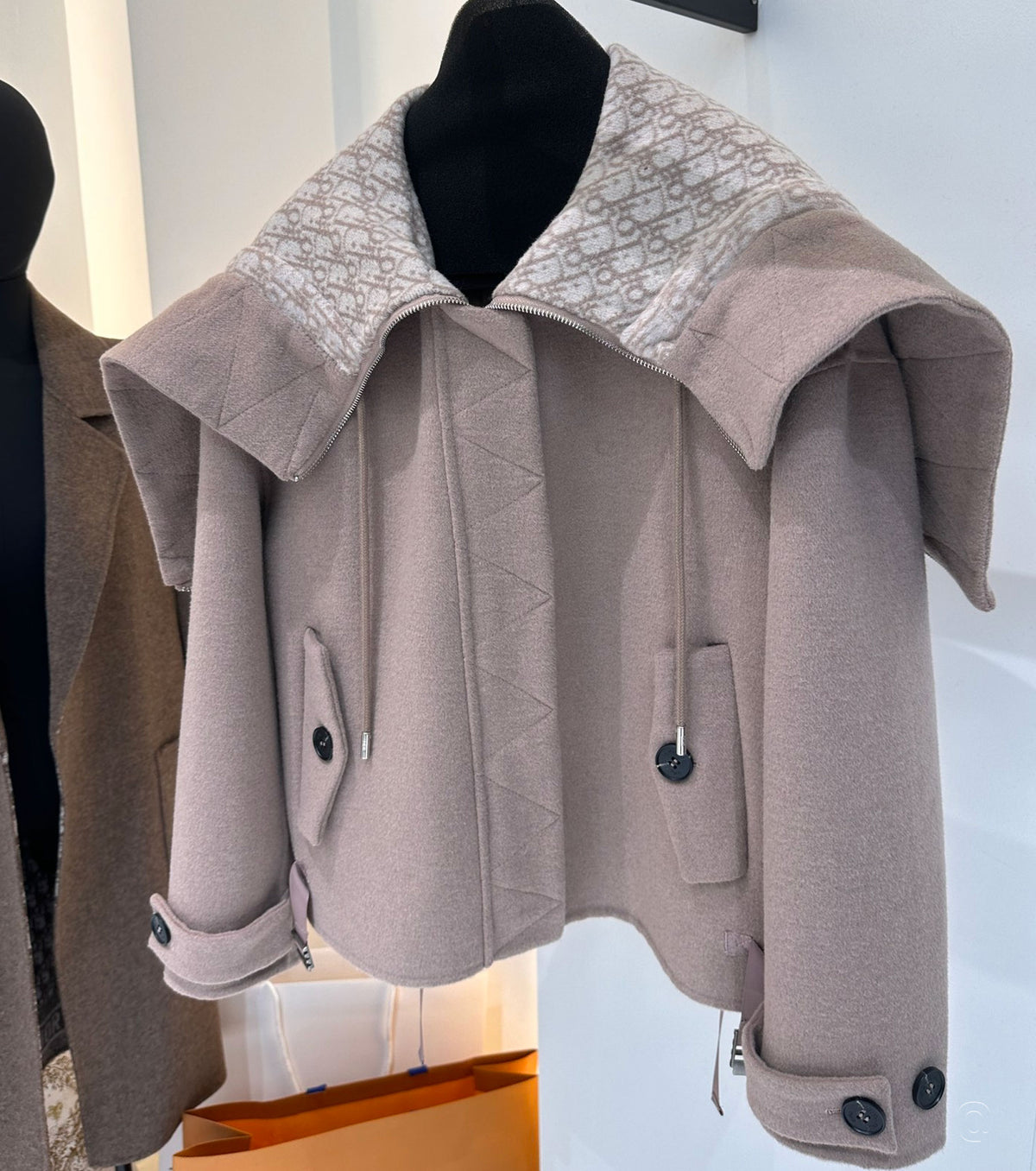 Women Zipped-Hood Coat