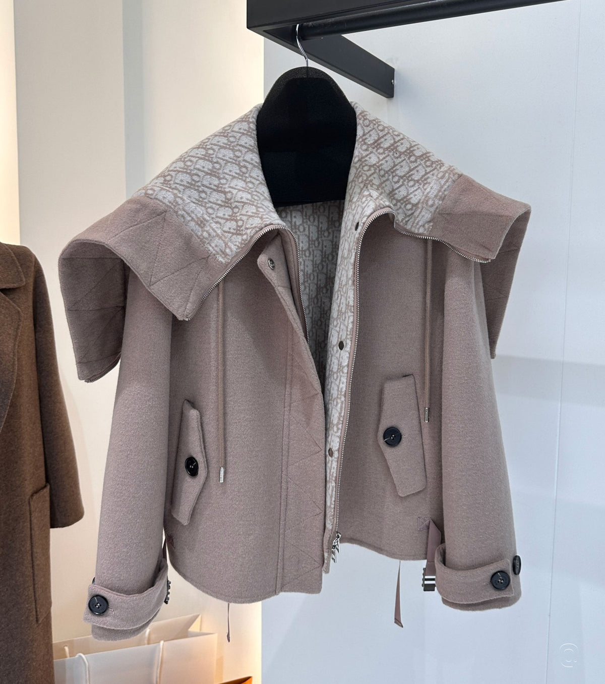 Women Zipped-Hood Coat